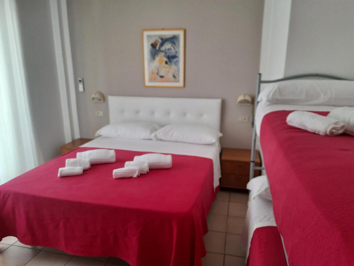 Hotel Barbiani Riccione Buitenkant foto