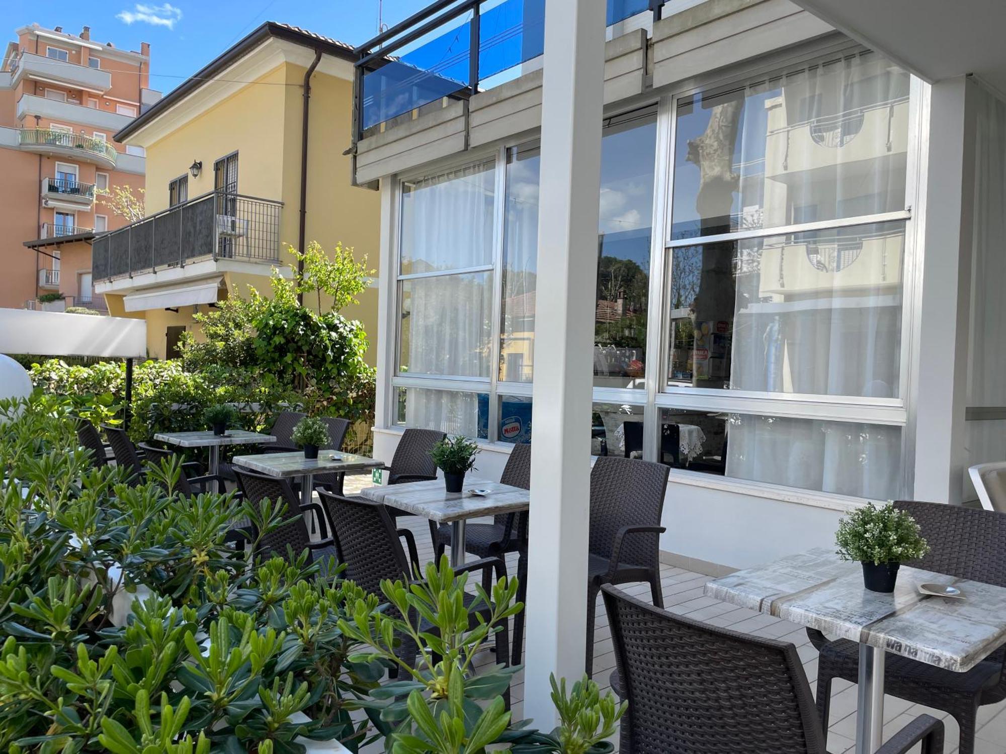 Hotel Barbiani Riccione Buitenkant foto
