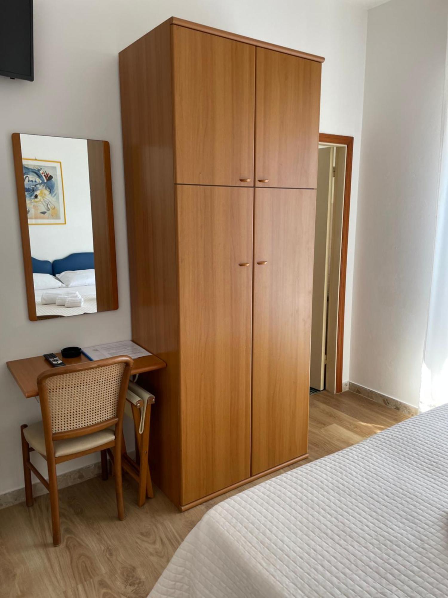 Hotel Barbiani Riccione Buitenkant foto