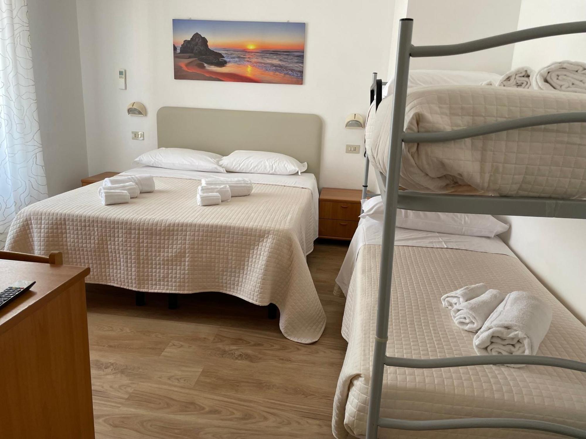 Hotel Barbiani Riccione Buitenkant foto