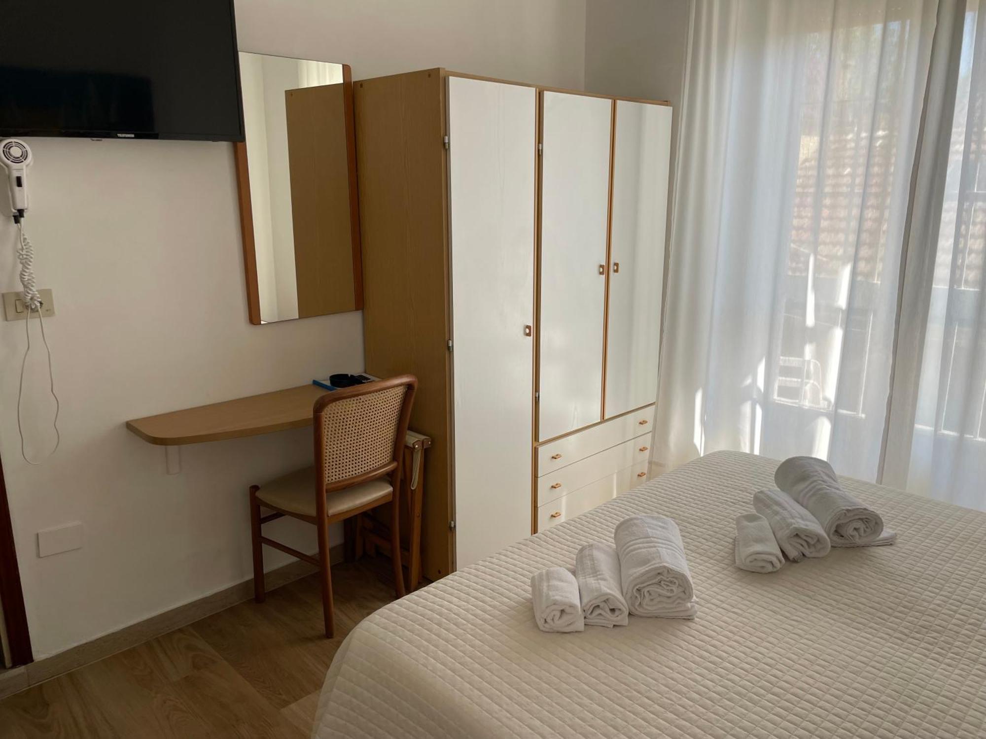 Hotel Barbiani Riccione Buitenkant foto