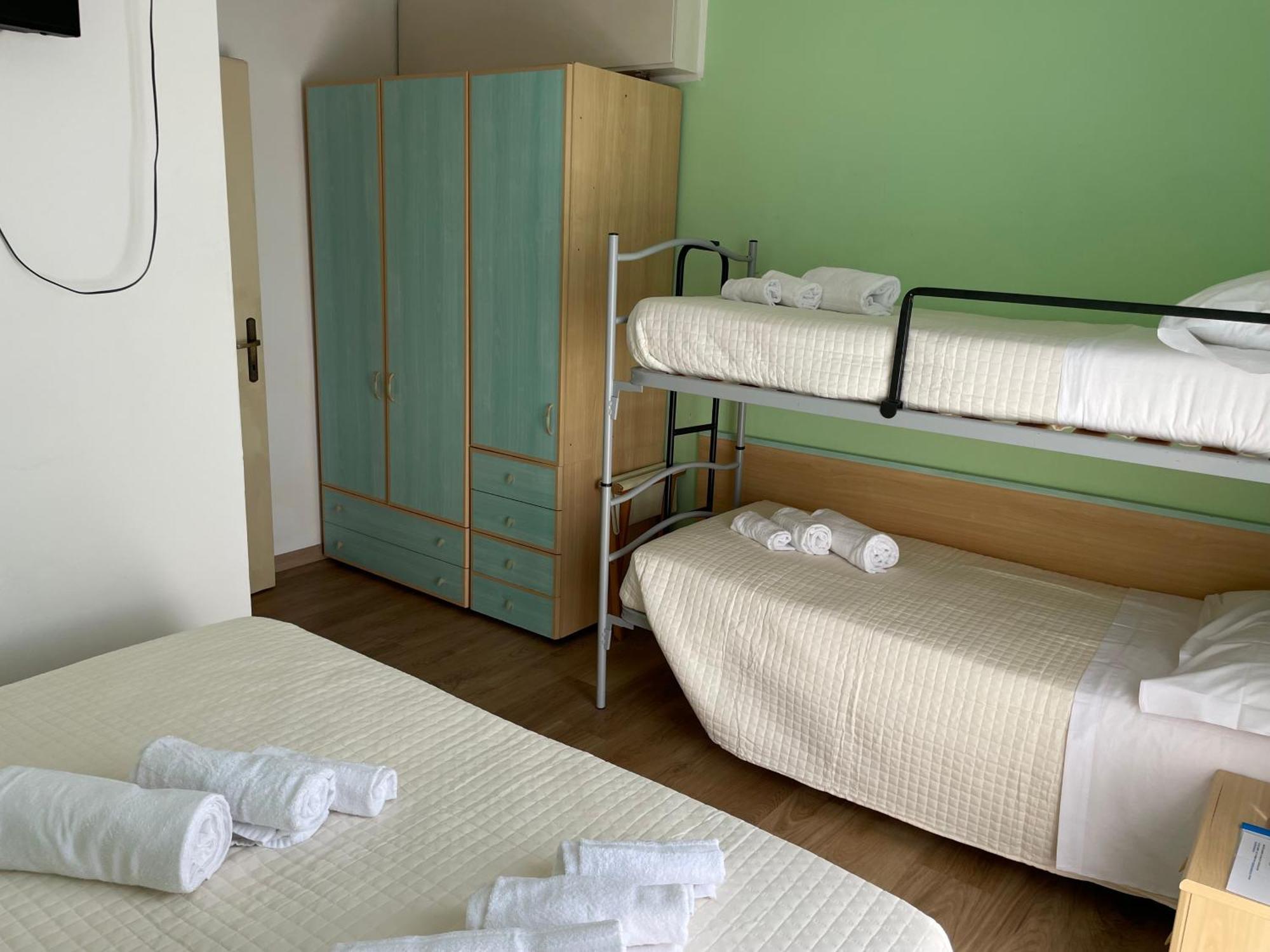 Hotel Barbiani Riccione Buitenkant foto