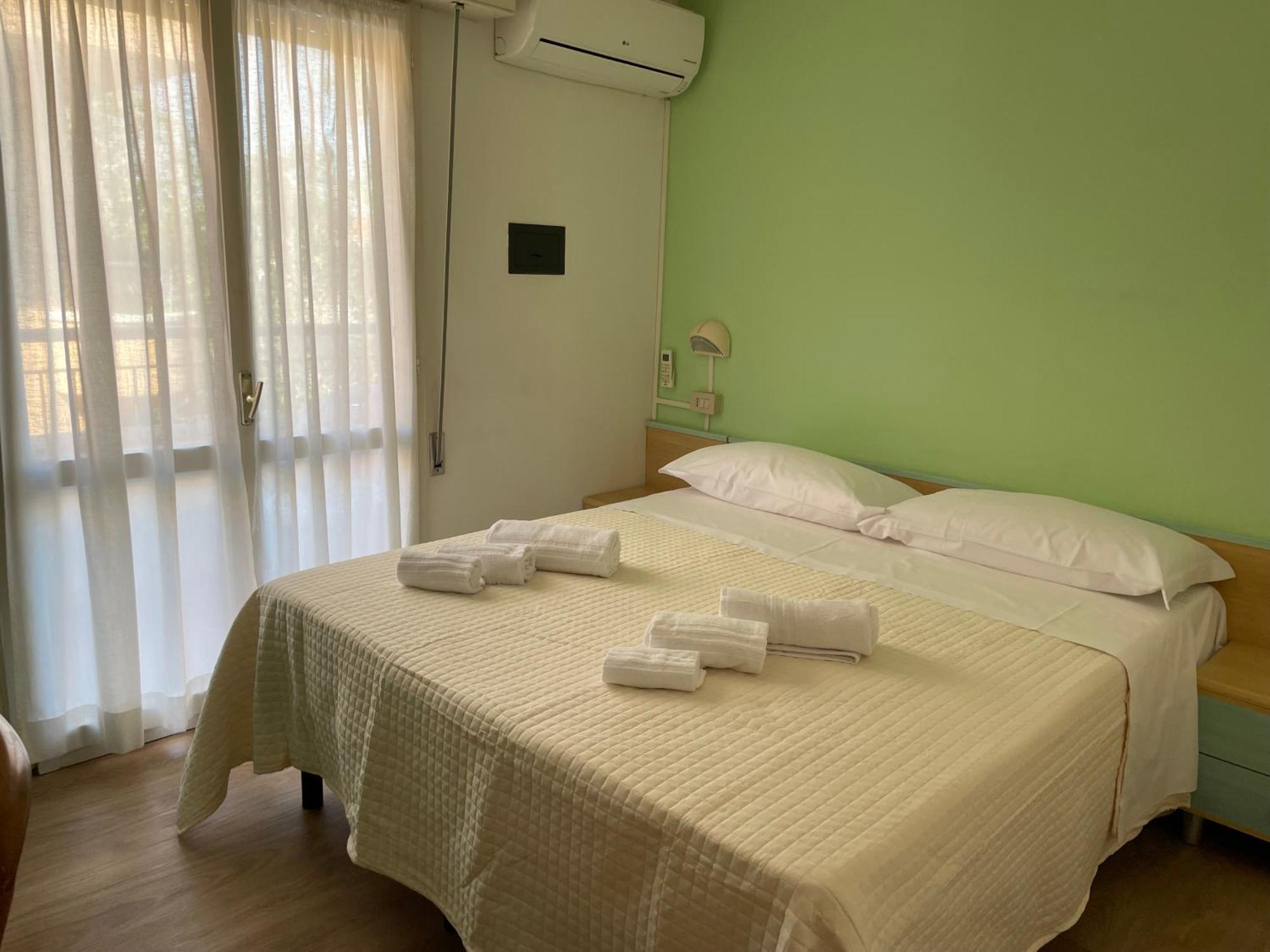 Hotel Barbiani Riccione Buitenkant foto