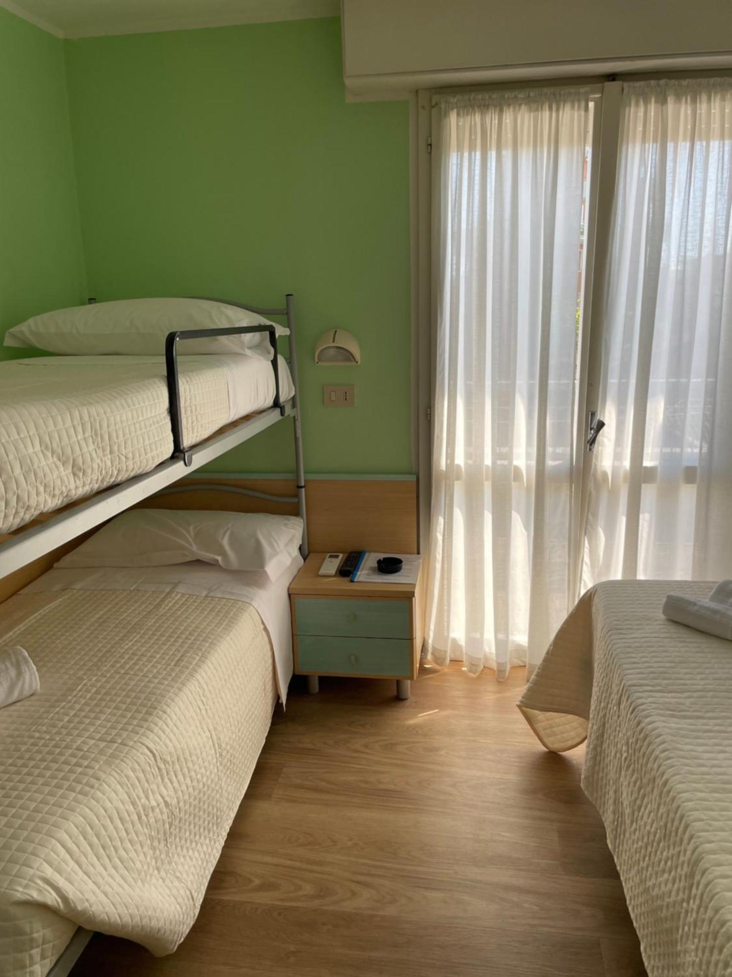 Hotel Barbiani Riccione Buitenkant foto