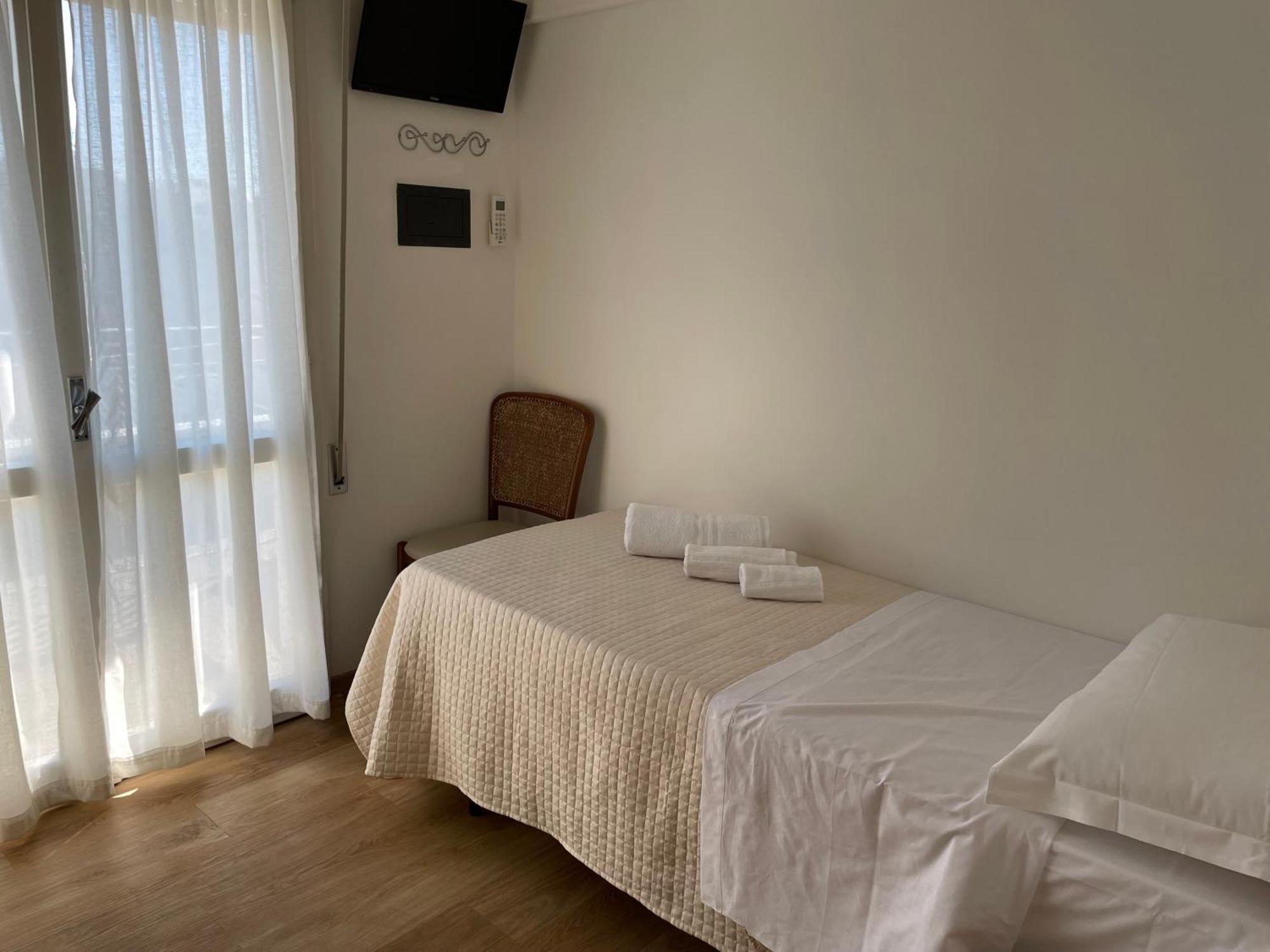 Hotel Barbiani Riccione Buitenkant foto